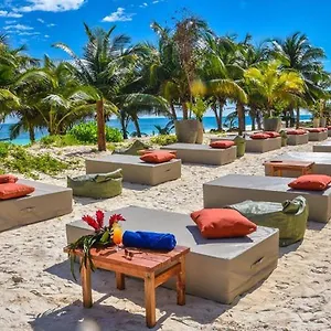 Otel Mia Tulum Beachfront Resort - Ocean View Suites And Beach Club